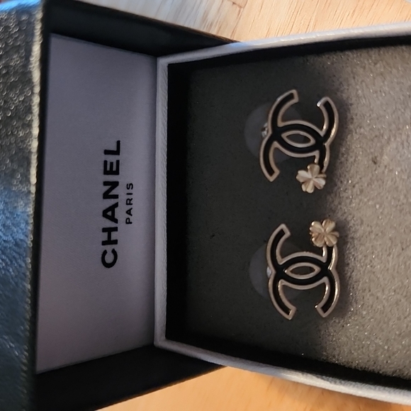CHANEL Jewelry Guaranteed Authentic Chanel Earrings Poshmark